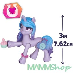 Zestaw figurek My Little Pony Izzy i przyjęcie w ogrodzie