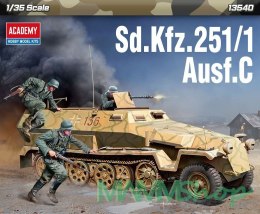 Model plastikowy Pojazd opancerzony SD.Kfz.251/1 Ausf.C 1/35